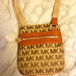 Michael kors purse